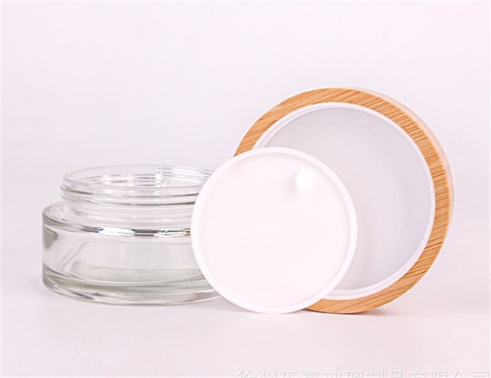 Cosmetic cream bottle with wooden lid17.JPG